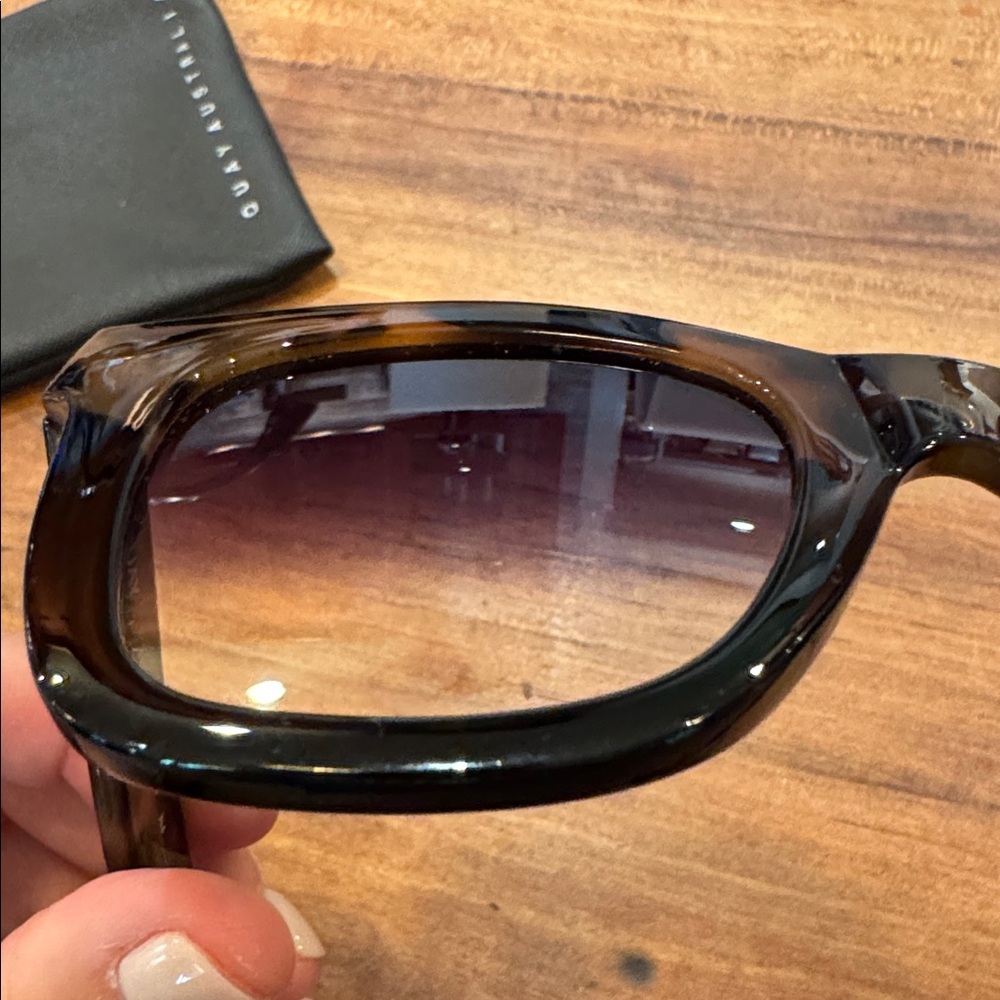 Quay Australia Black and Tortoise Sunglasses - Picture 6 of 6